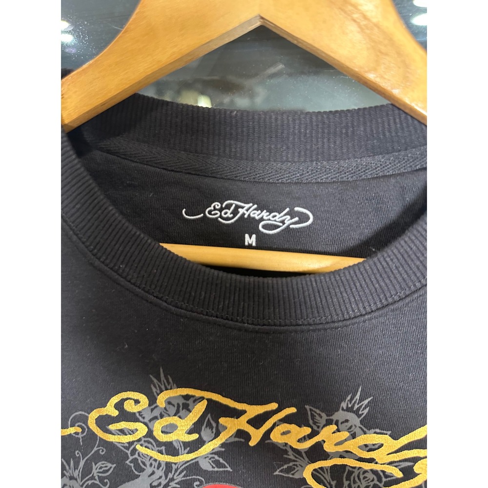 Ed Hardy Womens Black Cropped Sweatshirt Tiger Heart Tattoo Graphic EHWR1415-S M - Picture 2 of 4